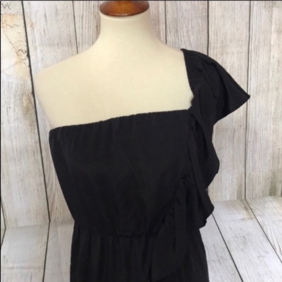 One shoulder black ruffle detail dress - Picture 7 of 7
